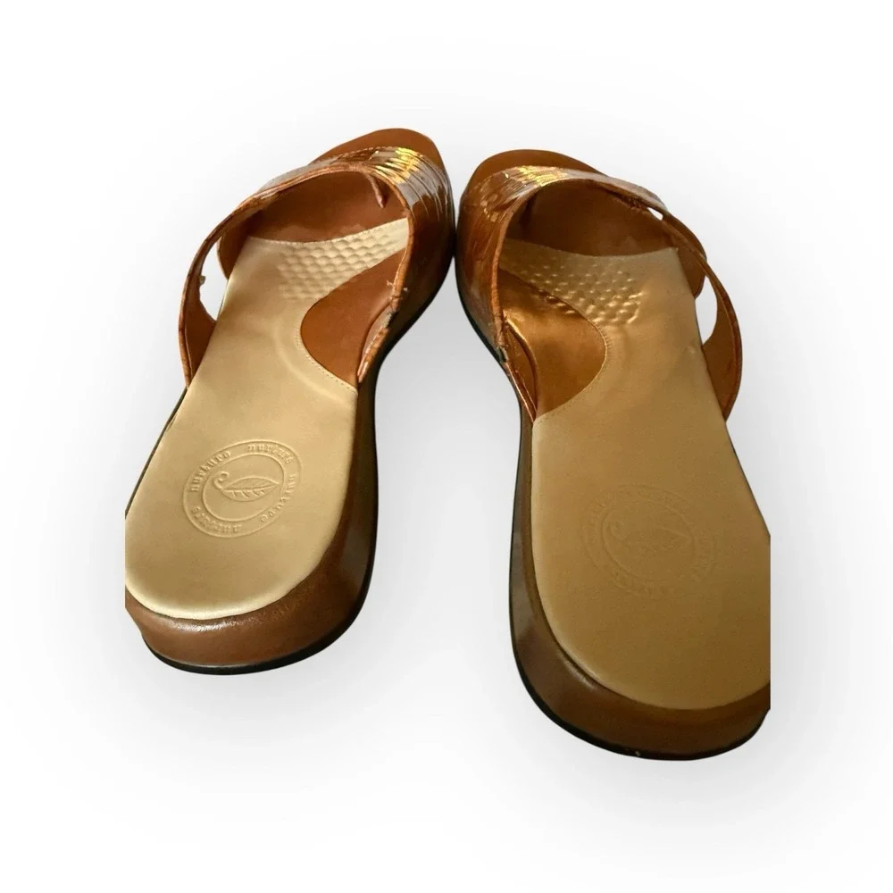 Nurture Slides Rich Brown Crocodile Patent Leather Womens US 6.5 Comfort Sandals - Picture 10 of 16
